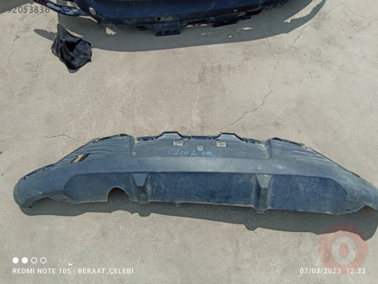 RENAULT CLİO 4 HB ARKA TAMPON SPOİLERI ÇIKMA