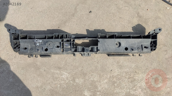 RENAULT CLİO 4 ÖN PANEL ÇIKMA PARÇA