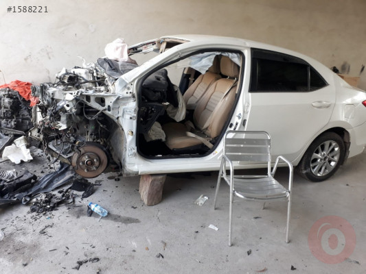 Toyota 2015 tum parçaları mevcut