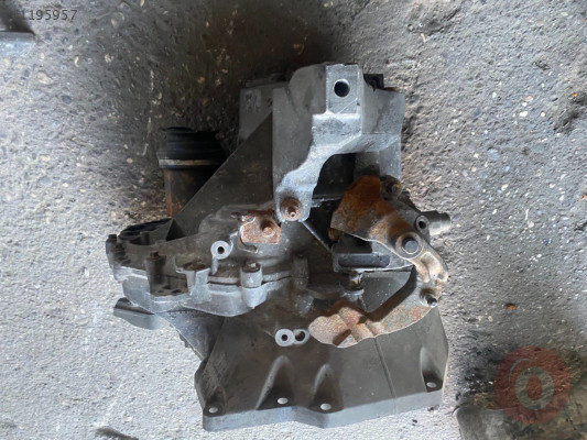 FORD FOCUS 3 1.6 KOMPLE ÇIKMA ŞANZIMAN av6r7f096