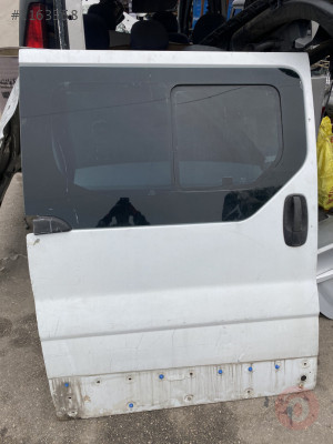 RENAULT TRAFİC SAĞ SÜRGÜLÜ KAPI DOLU HASARSIZ BEYAZ