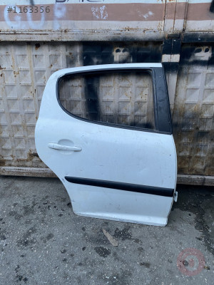 PEUGEOT 207 SAĞ ARKA KAPI HASARSIZ BEYAZ DOLU