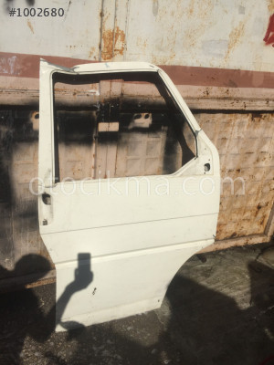 VOLKSWAGEN TRANSPORTER T4 SAĞ ÖN KAPI BEYAZ