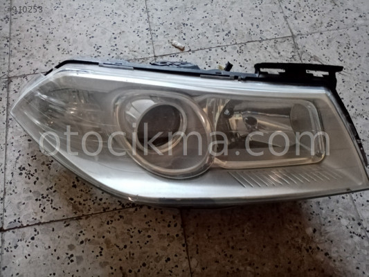 RENAULT MEGANE 2 SAĞ FAR