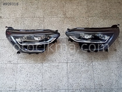 RENAULT MEGANE 4 İCON SAĞ SOL FAR LEDLİ 260103857R