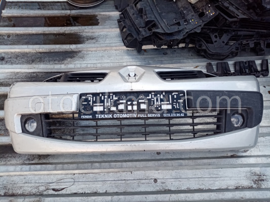 RENAULT MEGANE 2 MAKYAJLI ÖN TAMPON DOLU
