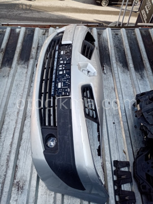 RENAULT MEGANE 2 MAKYAJLI ÖN TAMPON DOLU