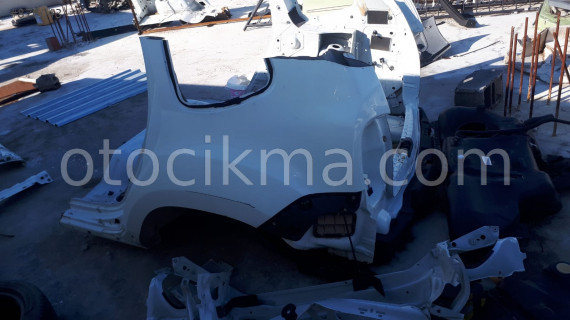 DACİA DUSTER ARKA SAĞ SOL ÇAMURLUK BEYAZ 2012 2017