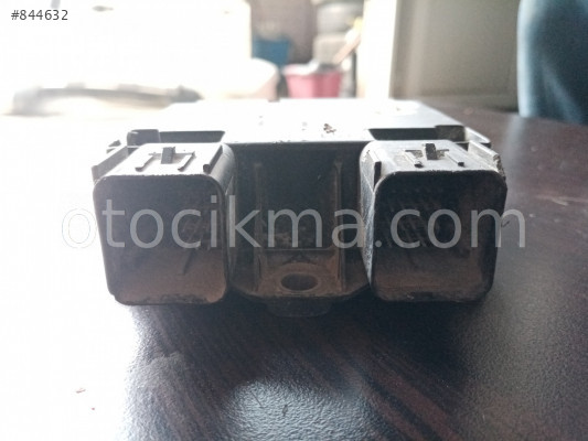 FORD FİESTA AİRBAG BEYNİ AOG 5WK43586