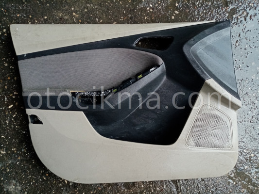 FORD FOCUS 3 SOL ÖN KAPI KARTONU