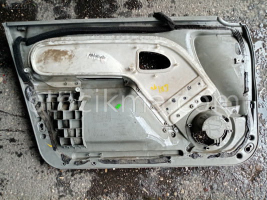 RENAULT CLİO SYMBOL SAĞ ÖN KAPI KARTONU