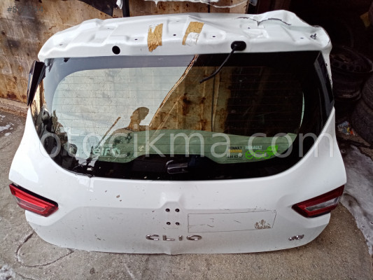RENAULT CLİO 4 ARKA BAGAJ KAPAĞI DOLU BEYAZ AZ HASARLI