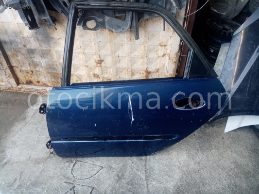 RENAULT LAGUNA 1 SOL ARKA KAPI 2000 MODEL