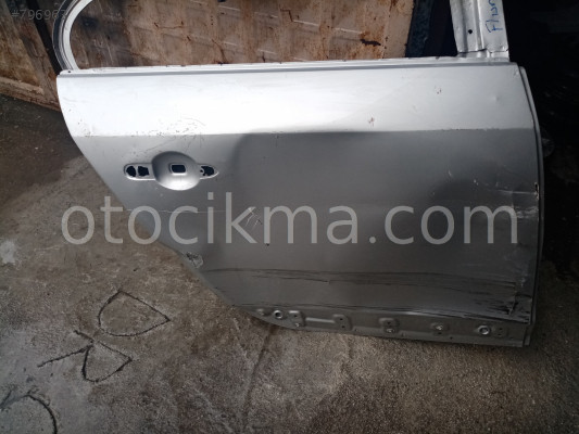 renault fluence sağ arka kapı gri