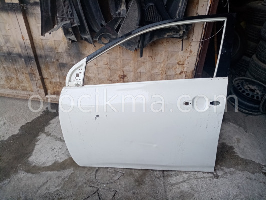 Toyota corolla yarasa kasa sol ön kapı beyaz 2008 2012
