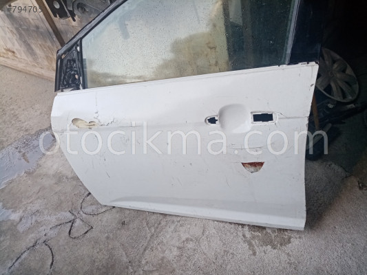 Ford focus sol ön kapı dolu beyaz 2011 2017