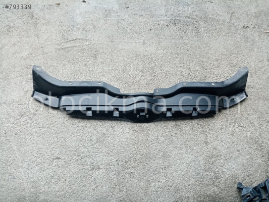 hyundai accent era ön panjur üst plastiği 863661e100