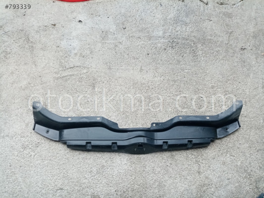hyundai accent era ön panjur üst plastiği 863661e100