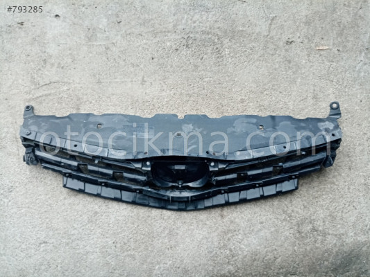 TOYOTA AURIS- 2011-2012 ÖN PANJUR SİYAH