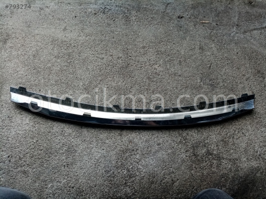 Dacia Logan Sandero Ön Panjur Nikelajı 8200785077