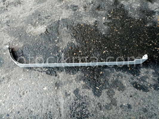 renault kangoo sol sürgülü kapı ray bandı 82004408896