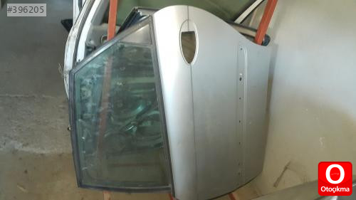 2008 model c5 sol arka kapı