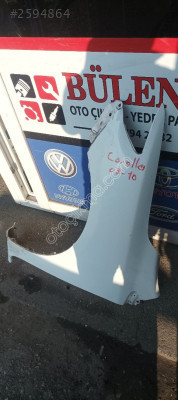 Toyota Corolla sol ön çamurluk orijinal çıkma