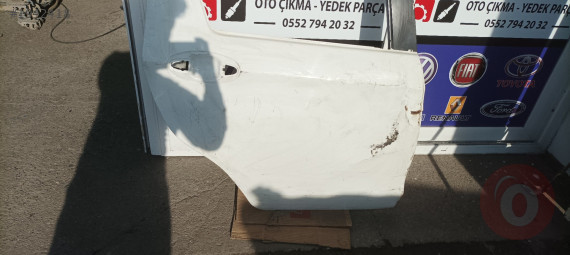 Toyota Yaris sağ arka kapı orijinal çıkma