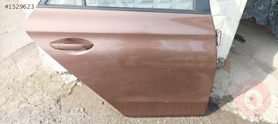 Hyundai i20 sağ arka kapı orijinal çıkma