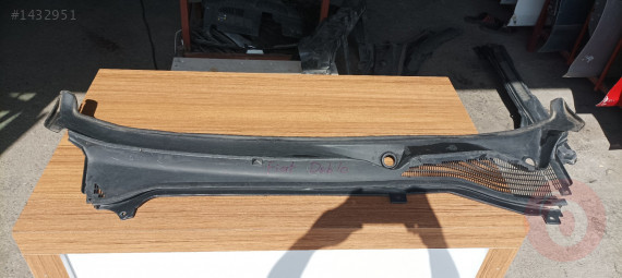 Fiat Doblo ön cam ızgarası orijinal çıkma