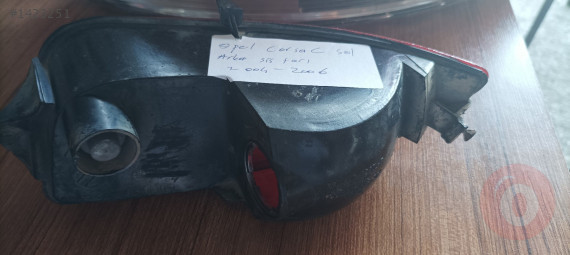 Opel Corsa C sol arka sis lambası