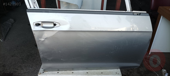 Volkswagen Golf 7 orijinal çıkma sağ ön kapı