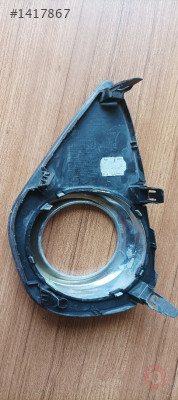 Toyota Yaris sağ ve sol ön sis farı çerçevesi
