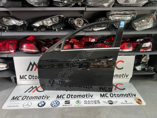 Mercedes W212 sol ön kapi dolu