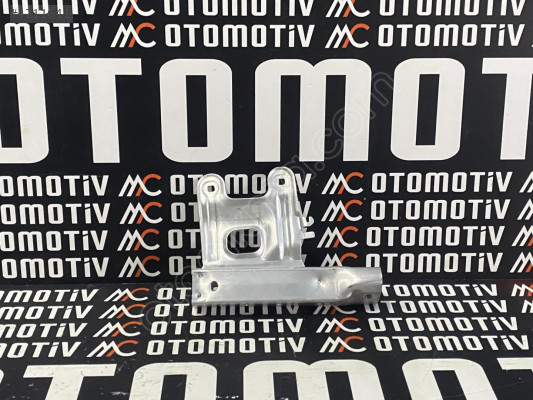 BMW f30 tampon demir ayağı 51117266193