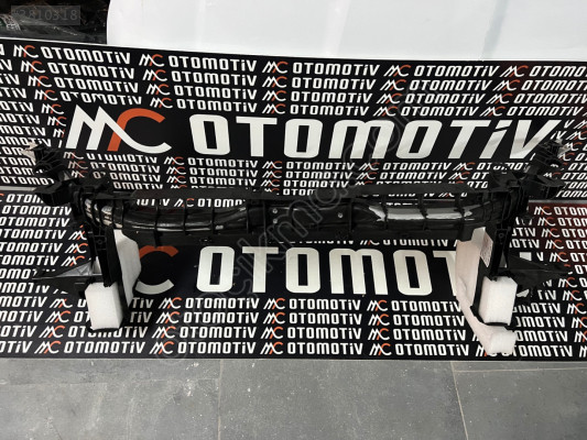 Mercedes Cla Ön Panel A2466200315