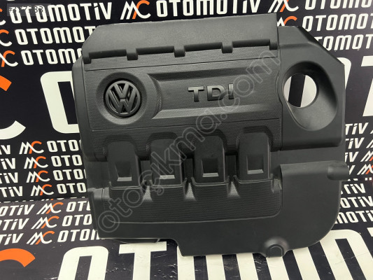 1.6 TDI Passat Motor Üst plastigi