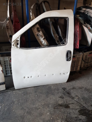 GENİŞ AİLE DOBLO SOL ÖN KAPI