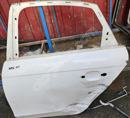 AUDİ A4 ARKA KAPI