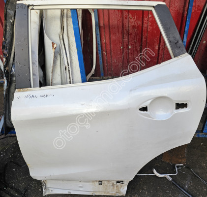 Nissan QUASKAİ j11 Sol Arka Kapı