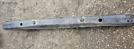 VOLKSWAGEN TRANSPORTER T5 ARKA TAMPON DEMİRİ