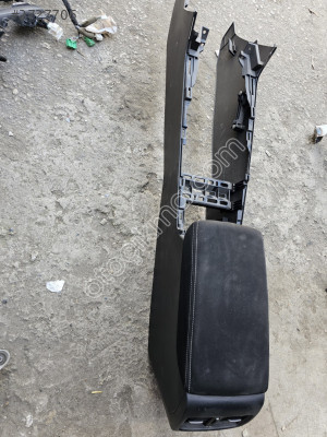 HONDA CİVİC ORTA KONSOL