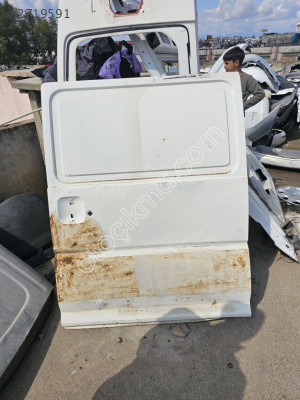 MITSUBISHI L300 SAG SÜRGÜLÜ KAPI