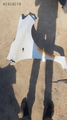 Toyota yarasa kasa 2009-2012 sağ çamurluk