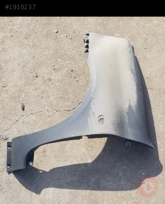 Renault Clio 2 sol ön çamurluk