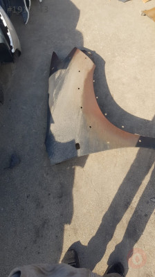 Toyota hilux sağ ön çamurluk dodikli 2005-2011