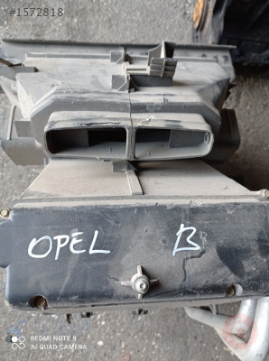 OPEL VECTRA KALORİFER KAZANI ORJİNAL ÇIKMA
