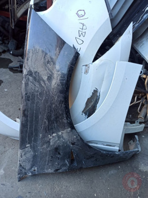 RENAULT MEGANE 2 SAĞ ÖN ÇAMURLUK ÇIKMA