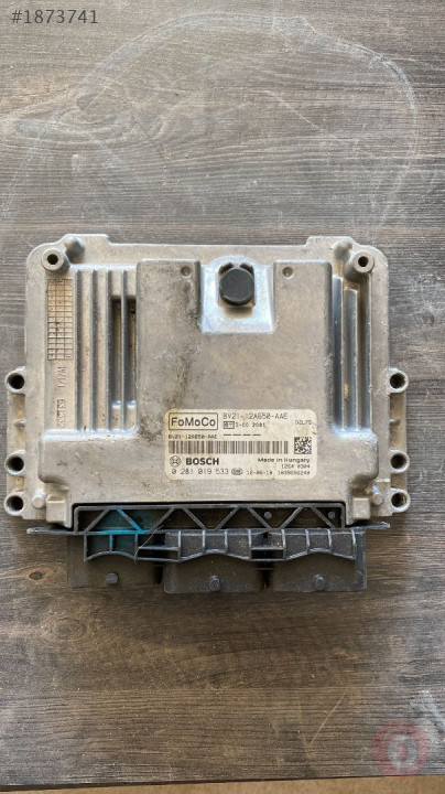 FORD FİESTA CIKMA MOTOR BEYNI EDC17C10